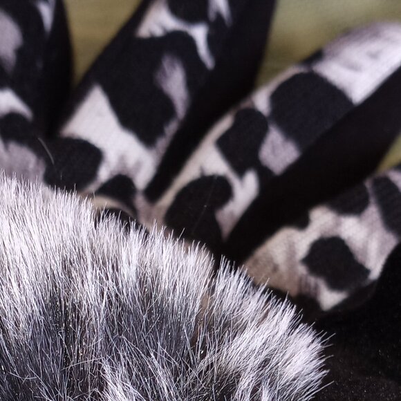 faux fur gloves - Picture 5 of 5